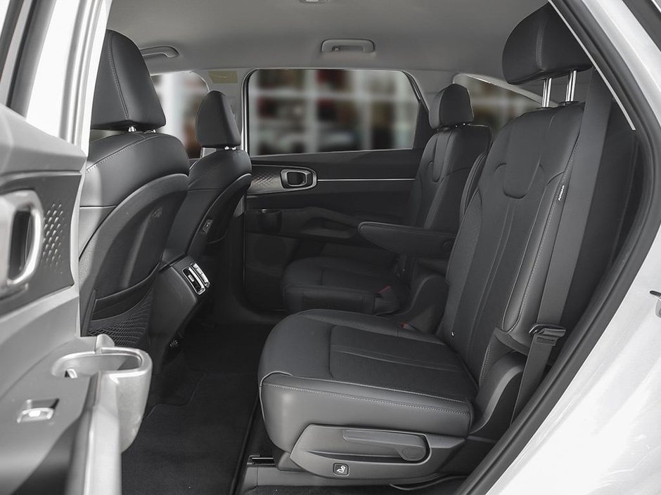 2026 Kia Sorento HEV EX AWD Kia Connect | Wireless Charger | Power Liftgate | Push Start | Heated Seats | Heated Wheel