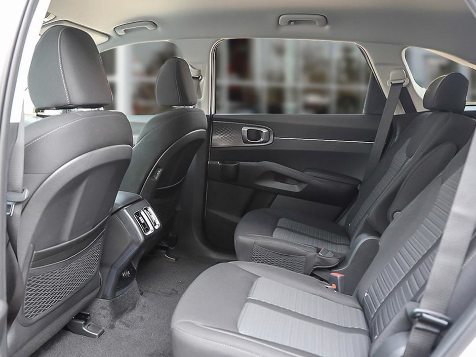 2026 Kia Sorento PHEV LX AWD Kia Connect | Park Sensors | Heated Seats | Dual-Climate Control | Backup Camera