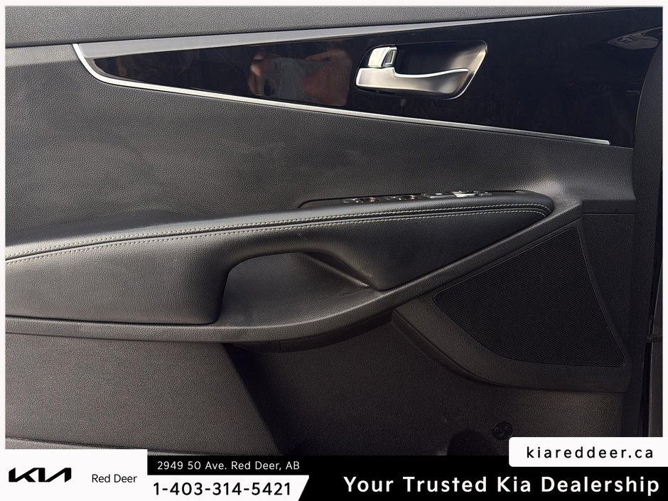 2017 Kia Sorento LX-16