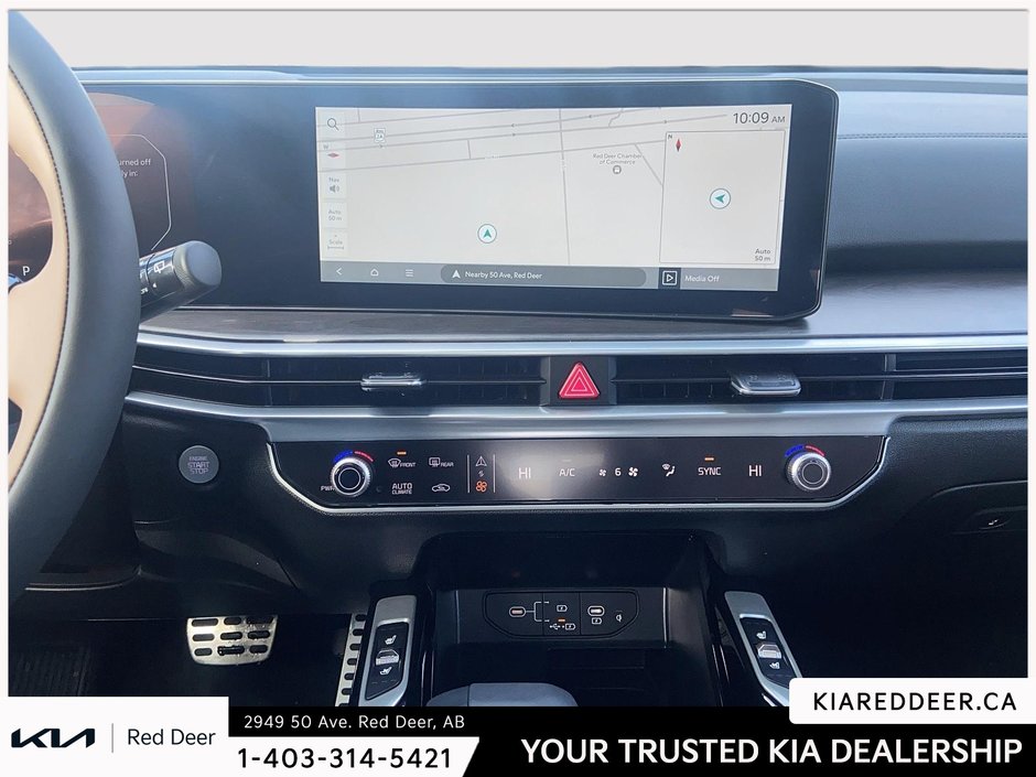 2025 Kia Sorento X-PRO Olive Brown Interior-12