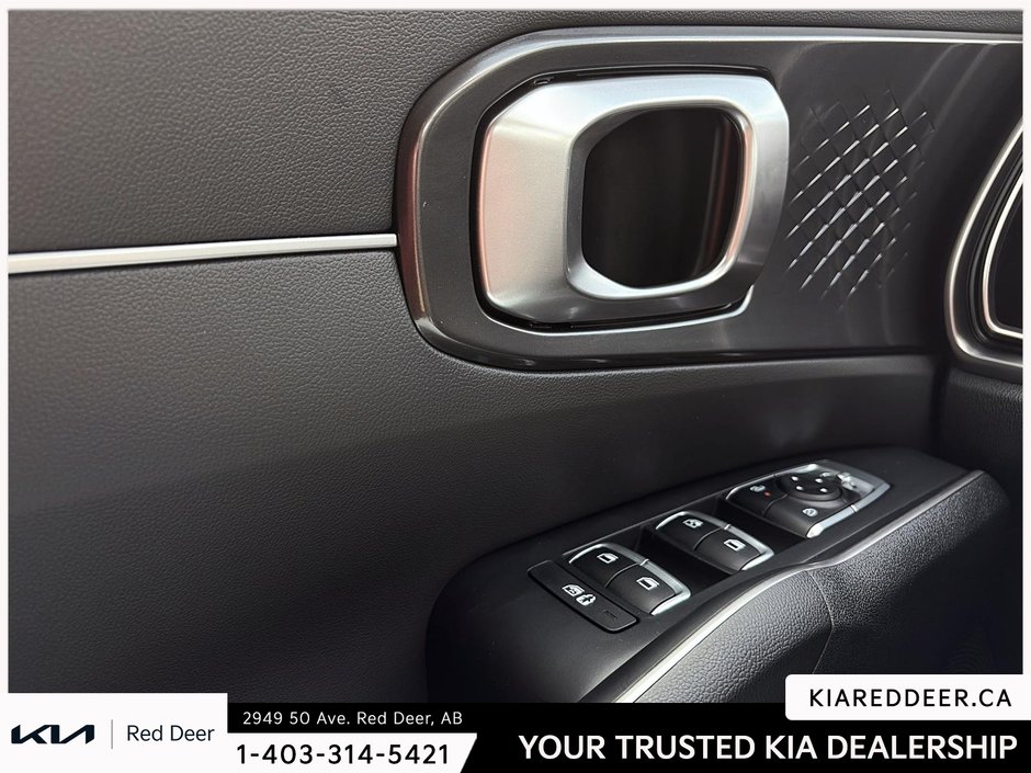 2025 Kia Sorento LX-17