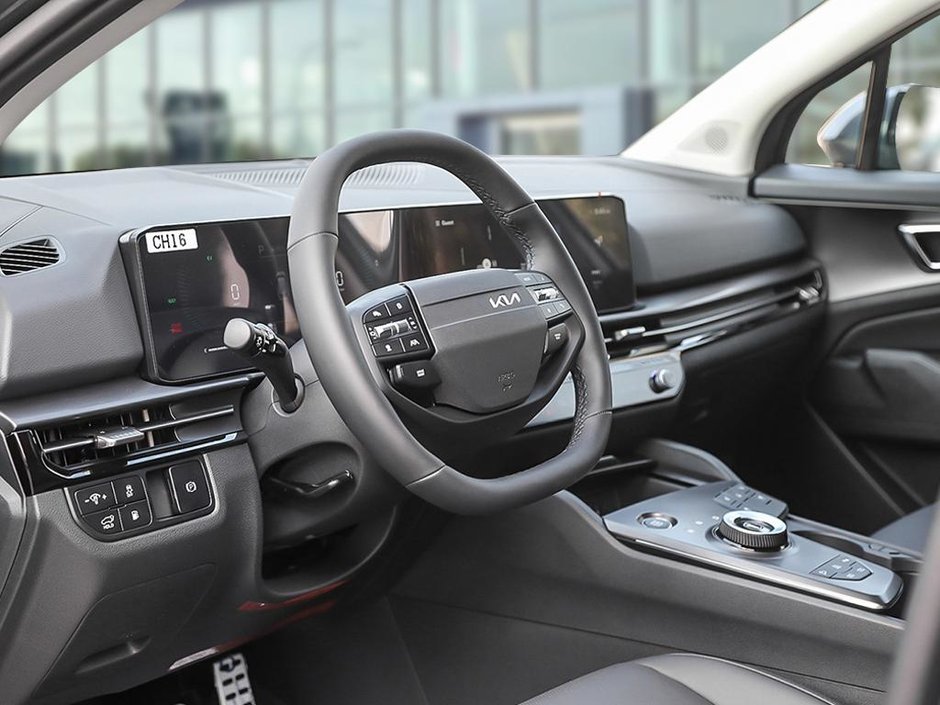 2026 Kia Sportage PHEV EX Premium Kia Connect | Power Liftgate | Driver Memory Function | Heated & Cooled Seats | Panoramic Sunroof