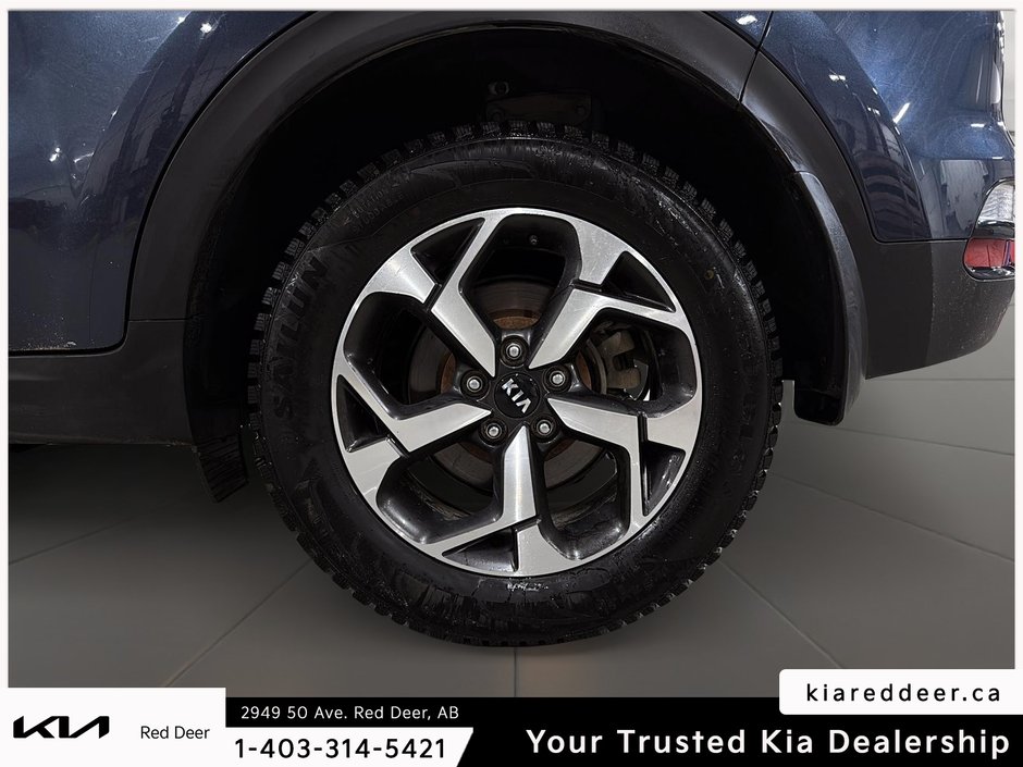 2021 Kia Sportage LX-8