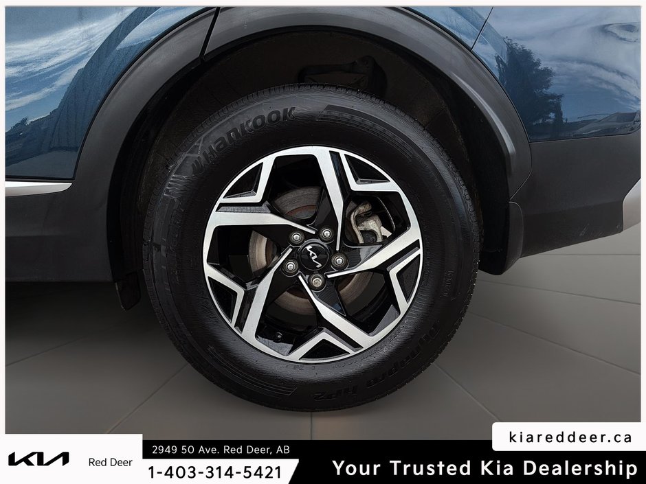 2023 Kia Sportage LX-8