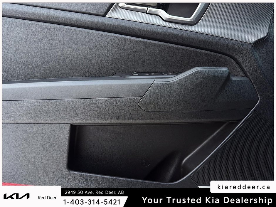 2023 Kia Sportage LX-17