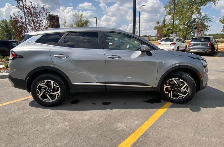 2024 Kia Sportage LX-5