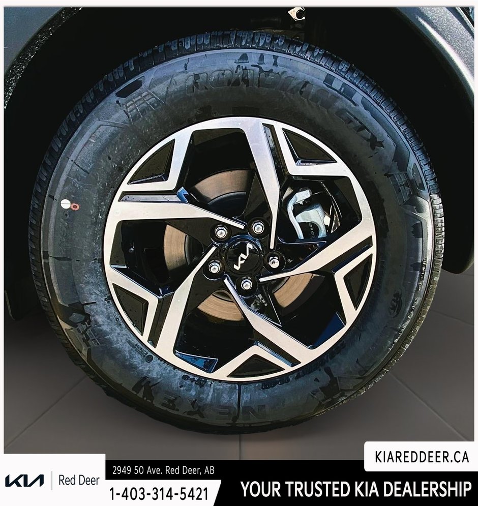 2024 Kia Sportage LX-8