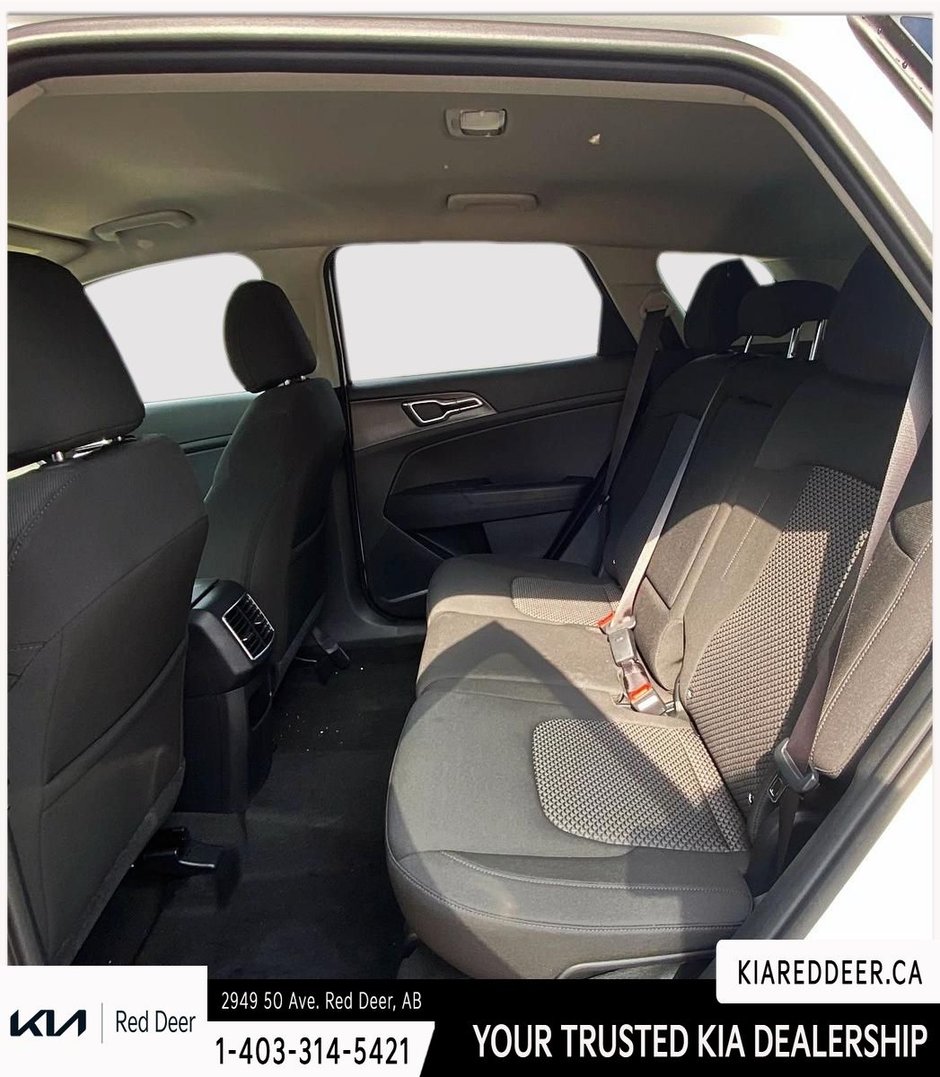 2024 Kia Sportage LX-17