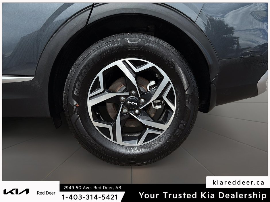 2024 Kia Sportage LX-8