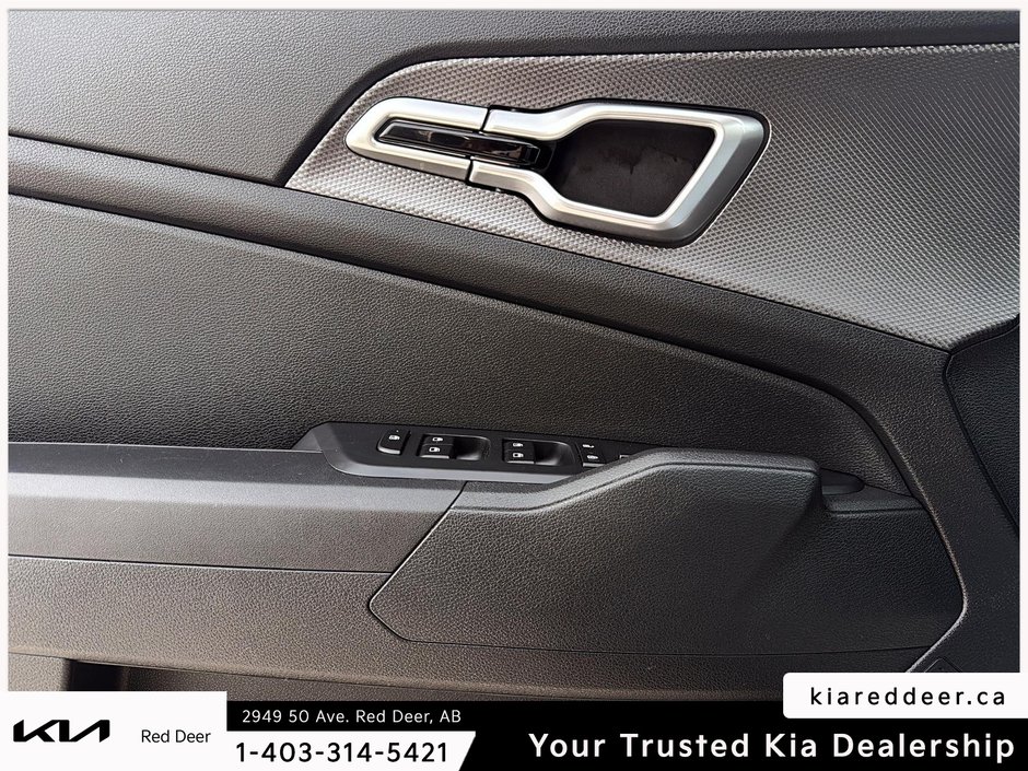 2024 Kia Sportage LX-17