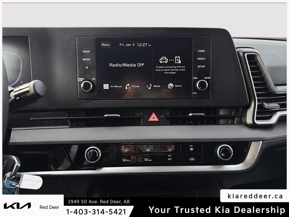 2024 Kia Sportage LX-12