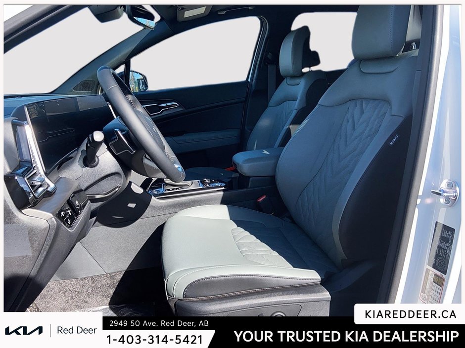 2025 Kia Sportage X-Line Limited - Green Interior-9