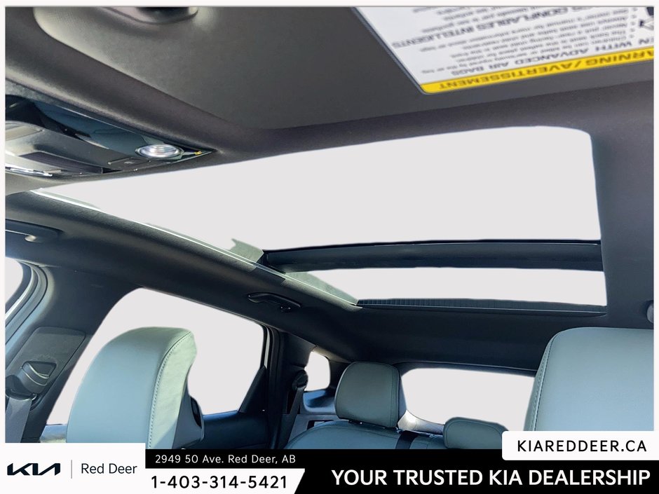 2025 Kia Sportage X-Line Limited - Green Interior-21