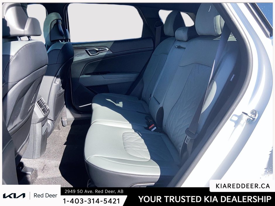 2025 Kia Sportage X-Line Limited - Green Interior-18