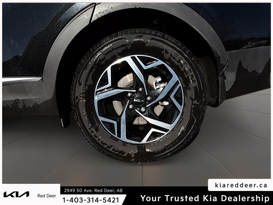 2025 Kia Sportage LX-8