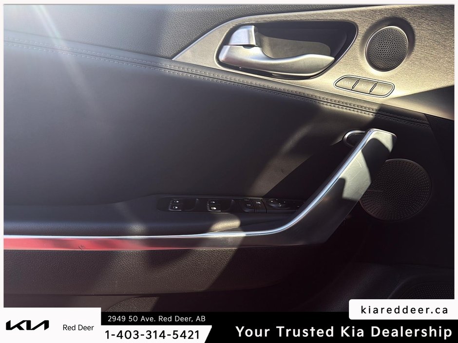 2020 Kia Stinger GT2-18