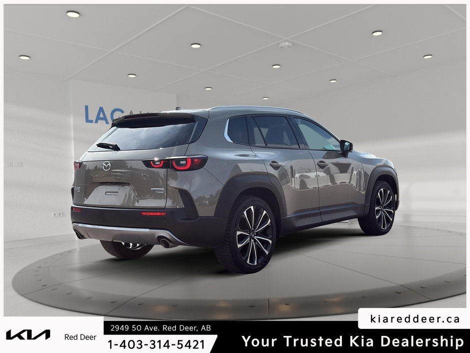 2025 Mazda CX-50 GT Turbo-4