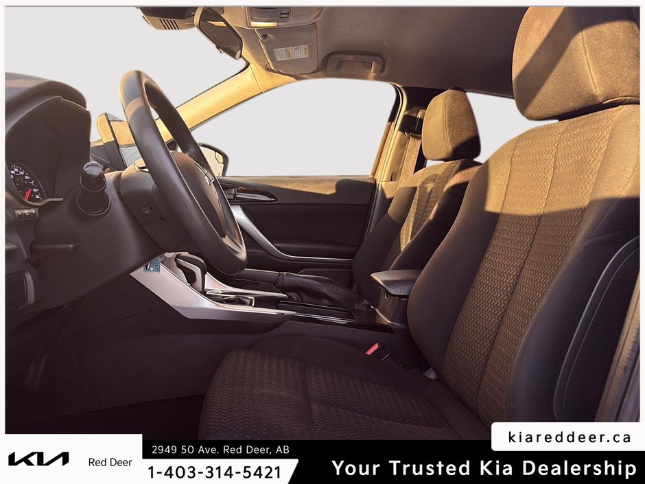 2022 Mitsubishi Eclipse Cross ES-9