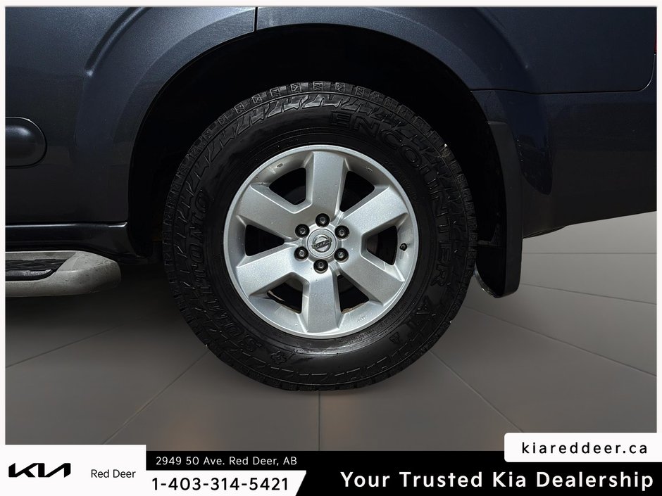 2012 Nissan Pathfinder SV-8