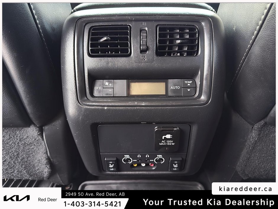 2014 Nissan Pathfinder Platinum-23