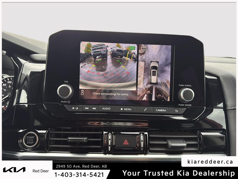 2024 Nissan Pathfinder SV-13