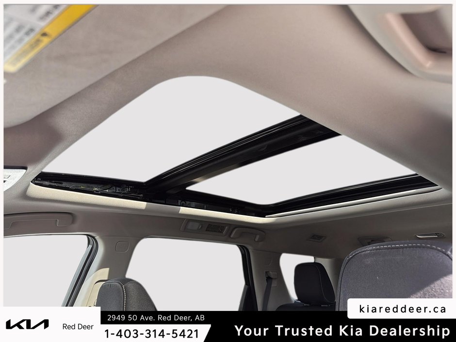 2024 Nissan Pathfinder SV-22