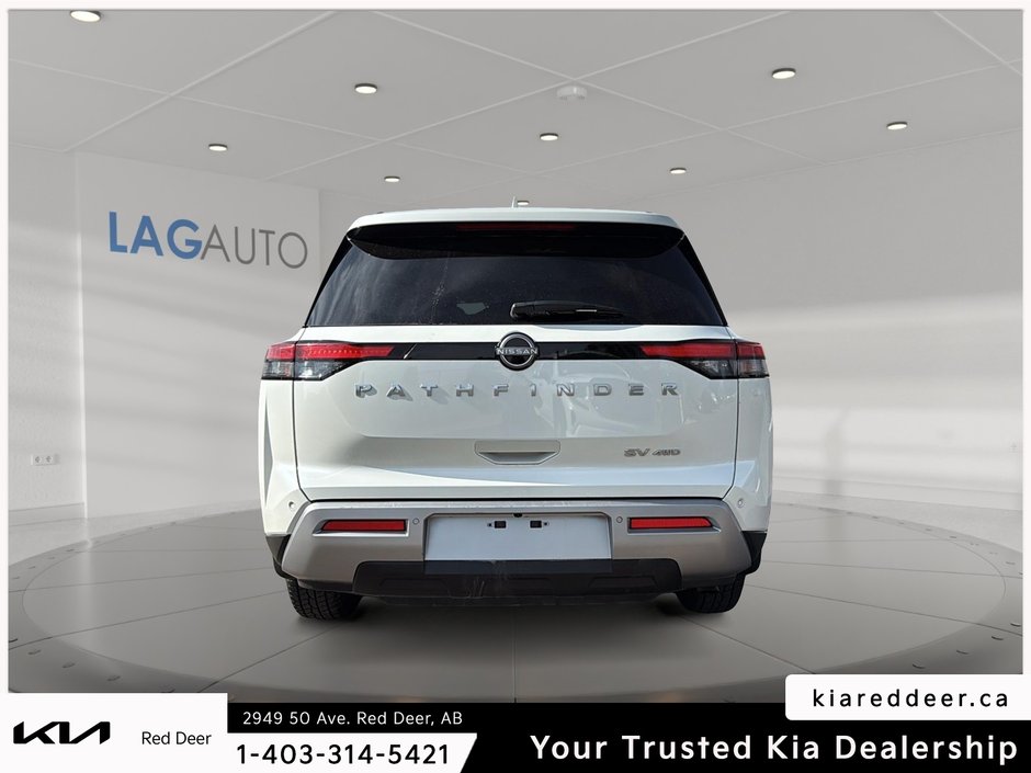 2024 Nissan Pathfinder SV-3