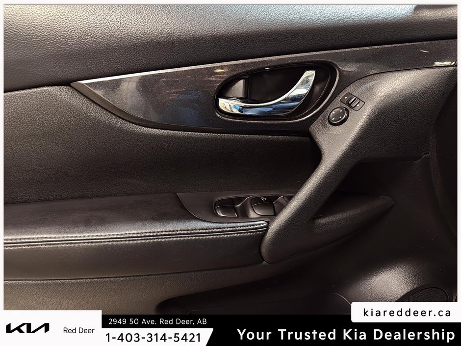 2017 Nissan Rogue SV-16