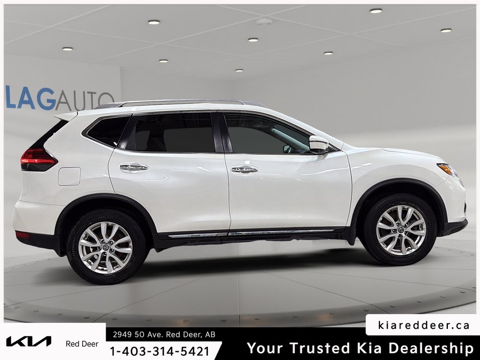 2017 Nissan Rogue SV-5