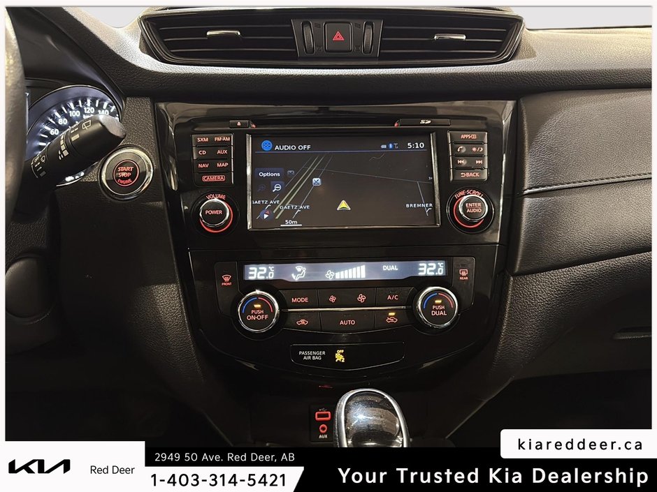 2017 Nissan Rogue SV-11