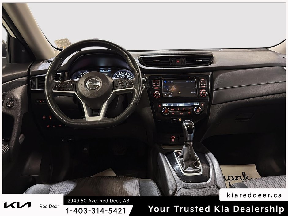 2017 Nissan Rogue SV-18