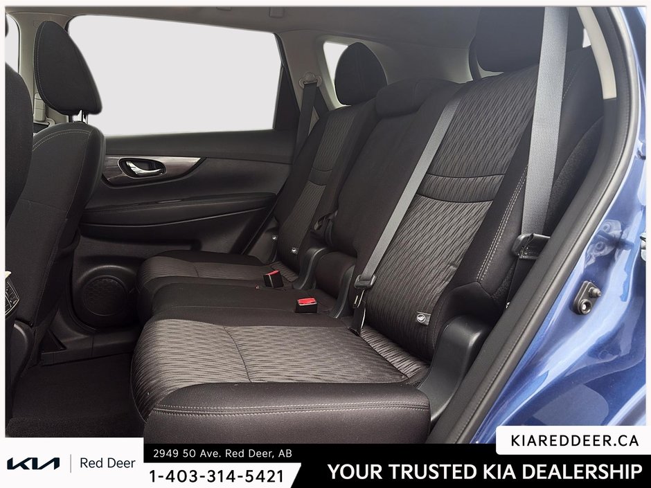 2018 Nissan Rogue S-18