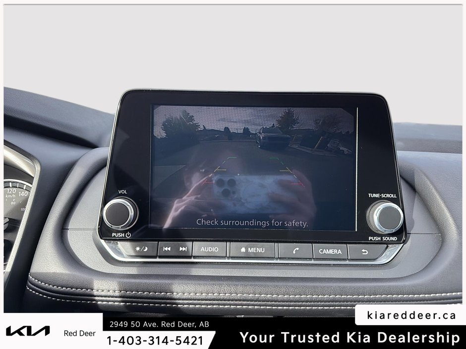 2025 Nissan Rogue SV-13