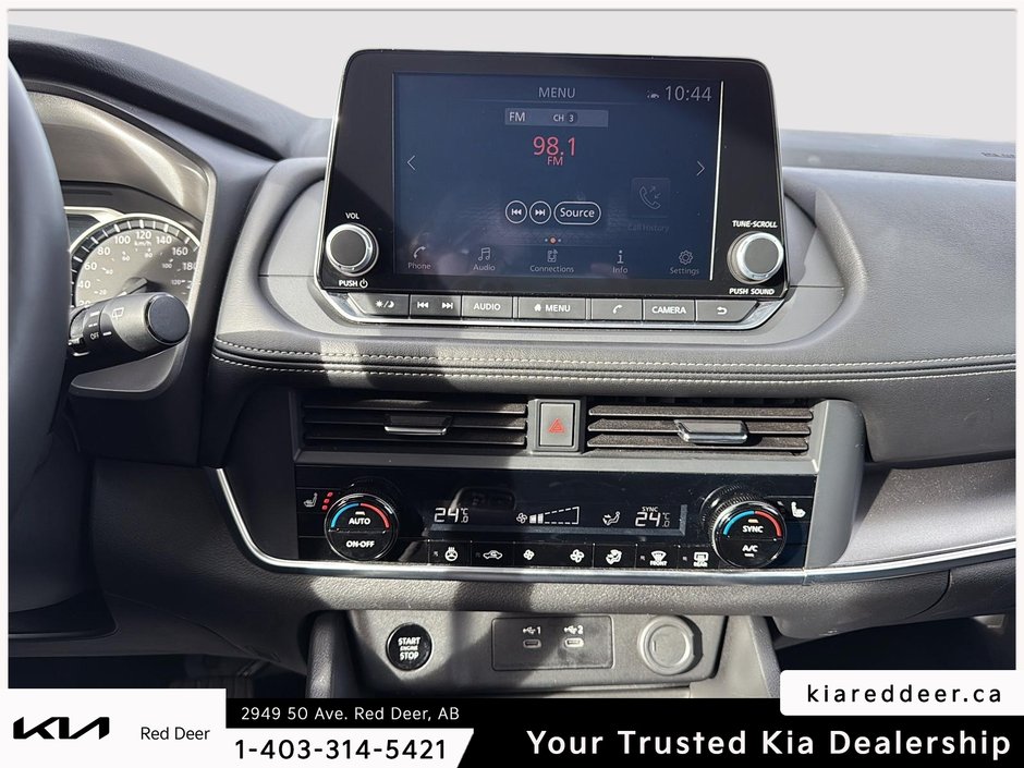 2025 Nissan Rogue SV-12