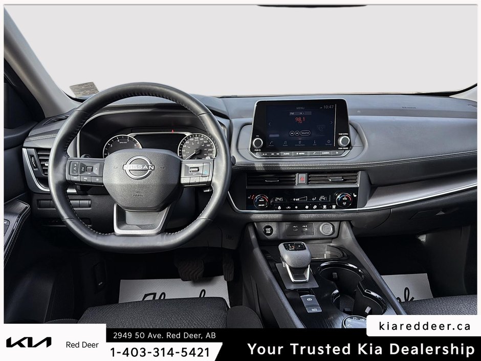 2025 Nissan Rogue SV-19