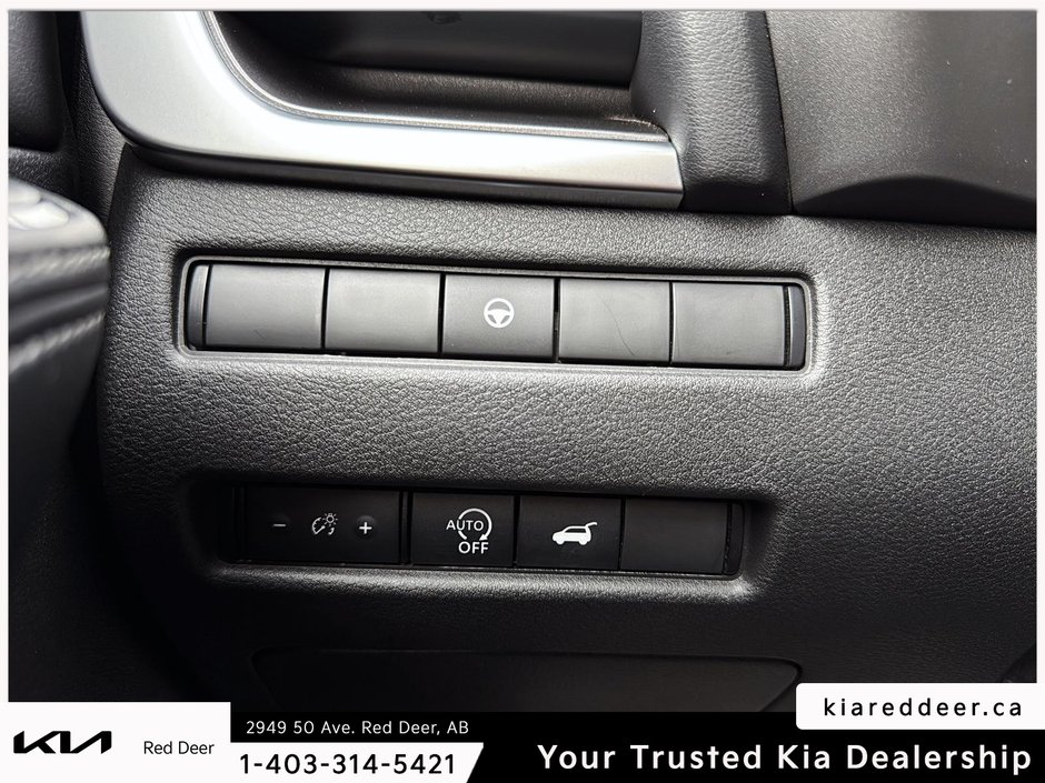 2025 Nissan Rogue SV-16