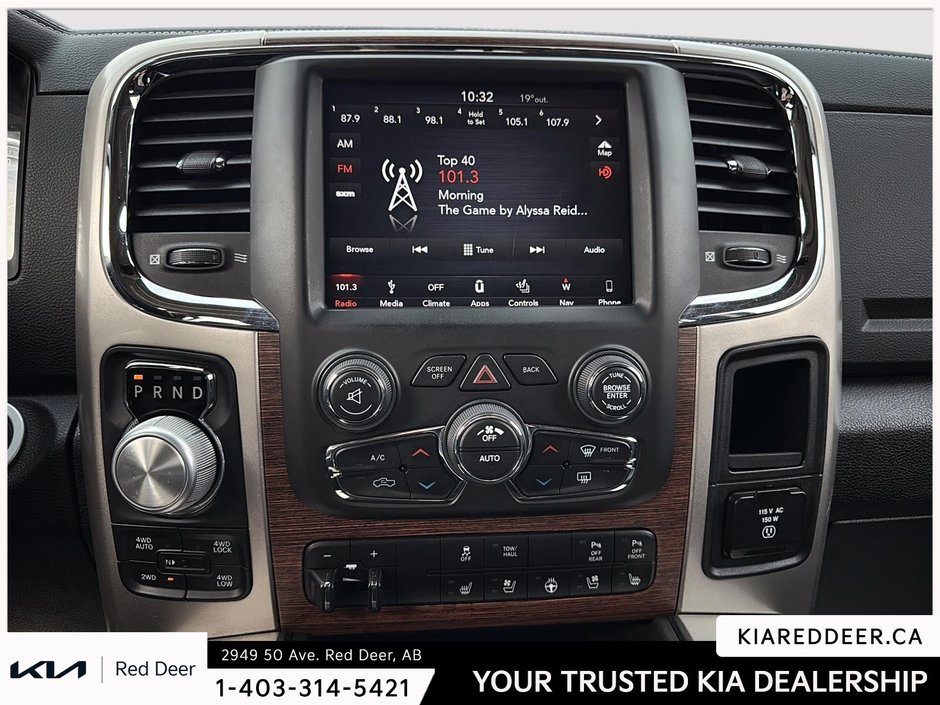 2019 Ram 1500 Classic Laramie-10