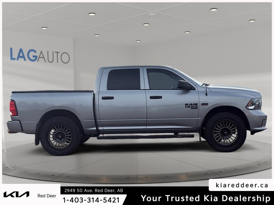 2020 Ram 1500 Classic ST-5