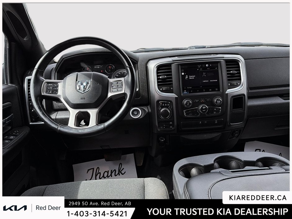 2022 Ram 1500 Classic Warlock-18