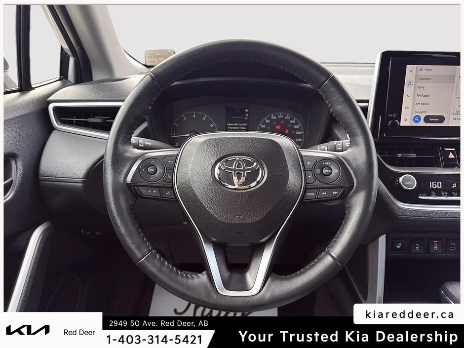 2024 Toyota Corolla Cross LE-10