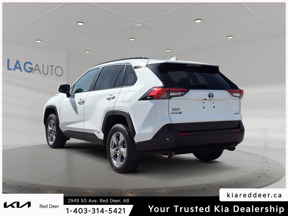 2023 Toyota RAV4 Hybrid LE-2