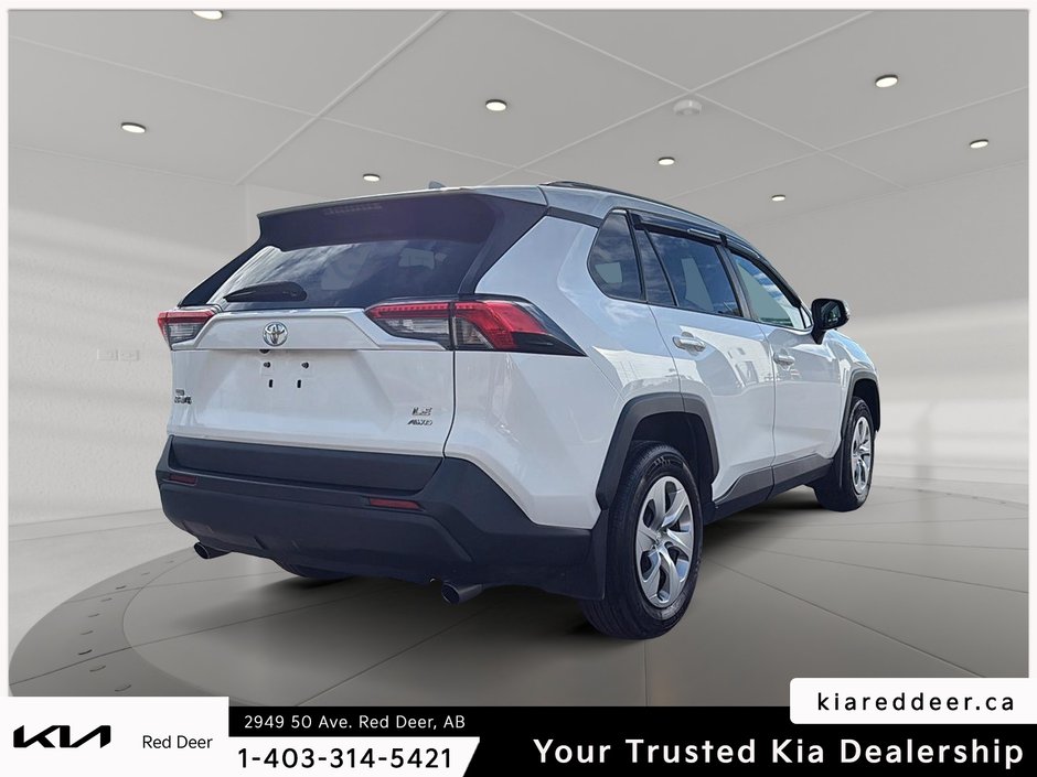 2020 Toyota RAV4 LE-4