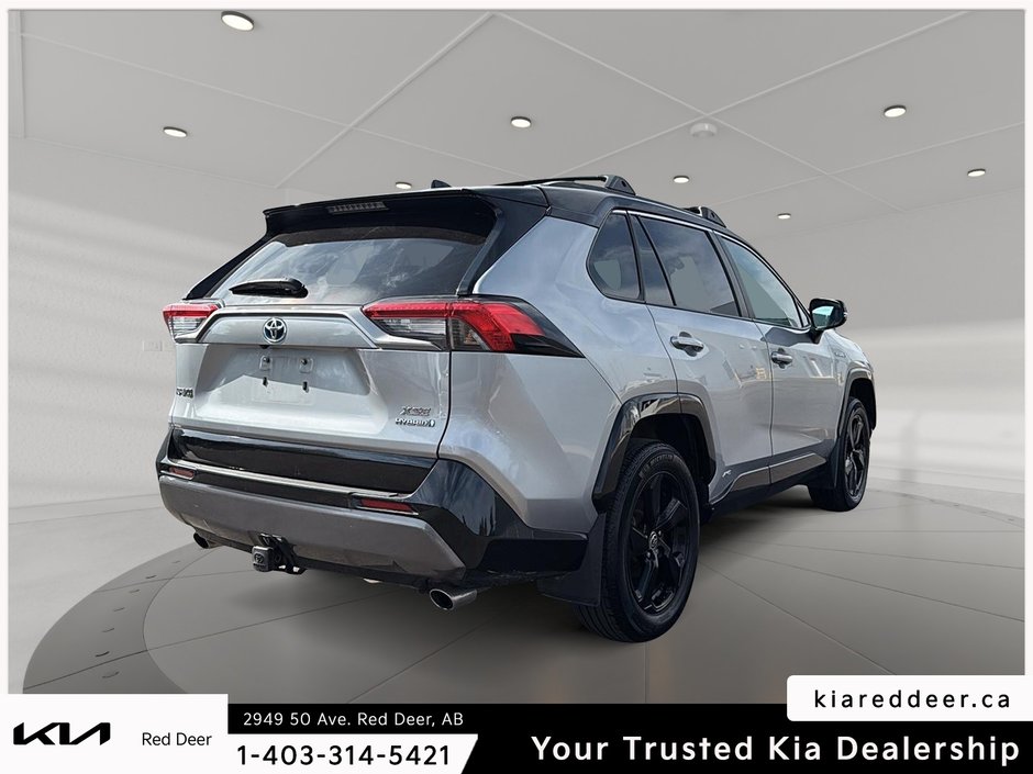 2021 Toyota RAV4 Hybrid XLE-4