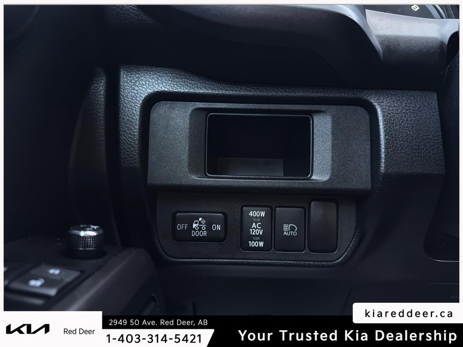 2018 Toyota Tacoma TRD Sport-13