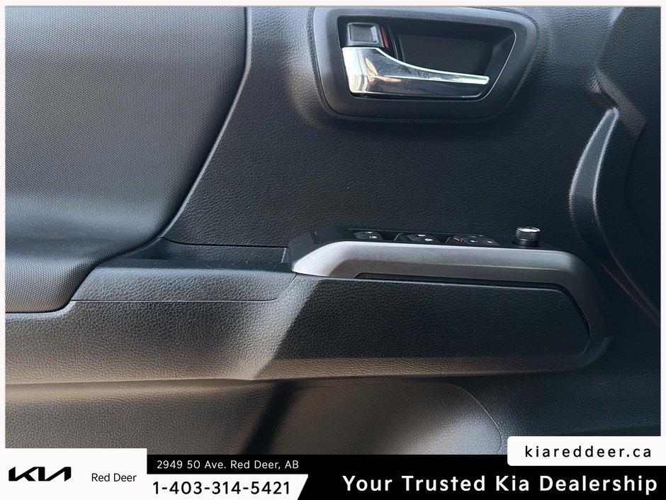 2018 Toyota Tacoma TRD Sport-14