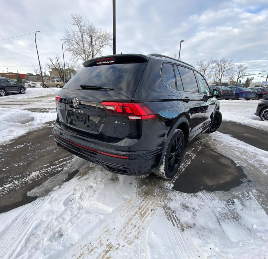 2022 Volkswagen Tiguan Comfortline R-Line Black Edition-4