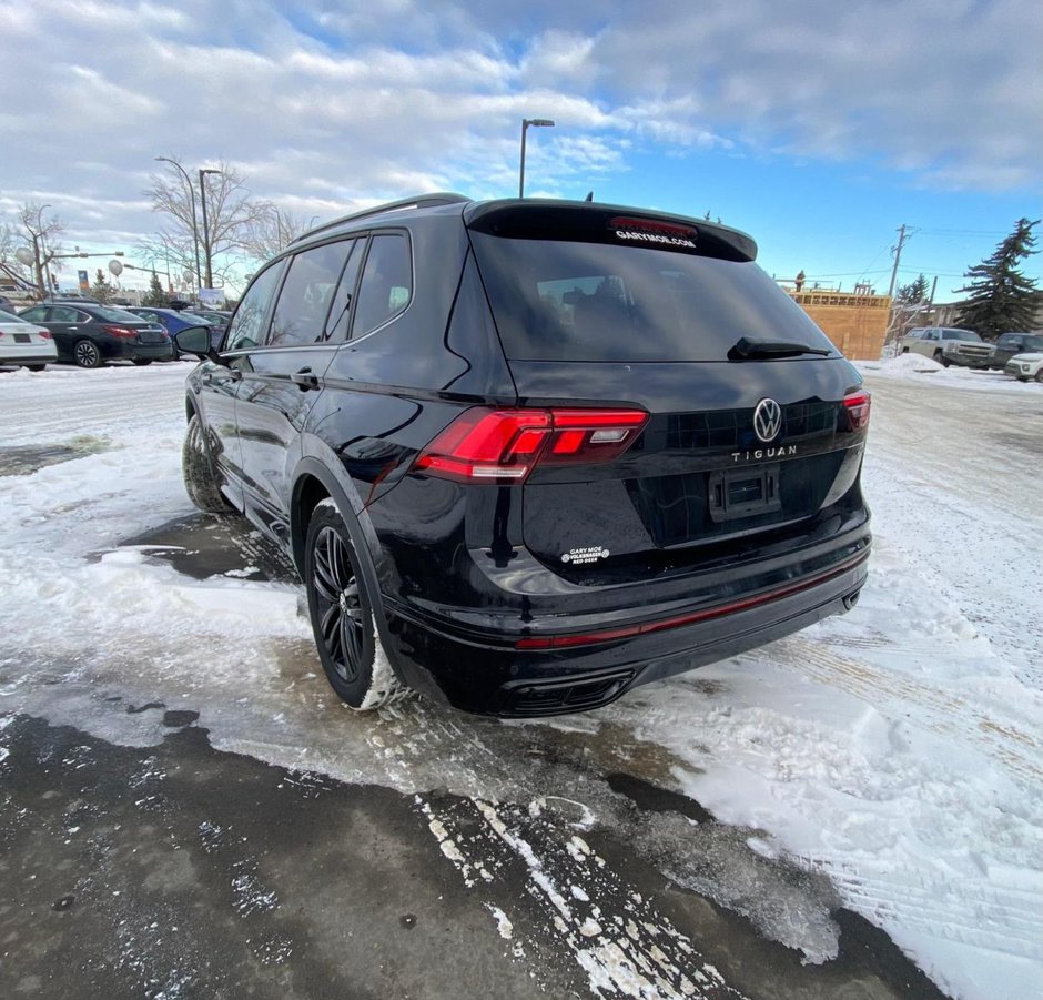 2022 Volkswagen Tiguan Comfortline R-Line Black Edition-2