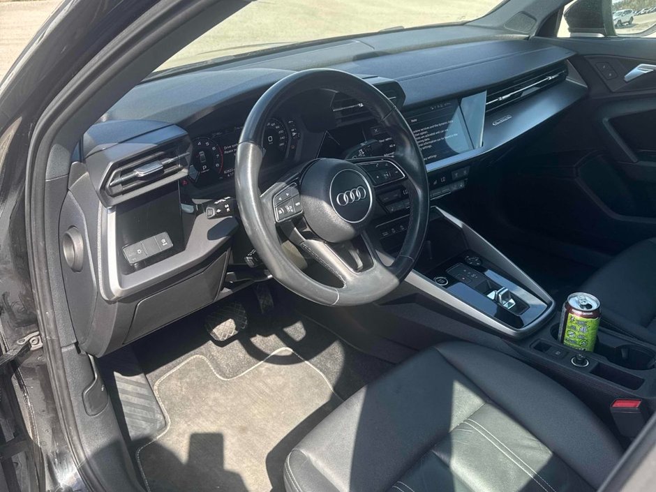 Audi A3 SEDAN Komfort Quattro 2023-2