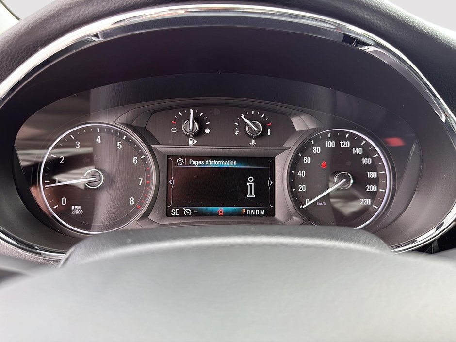 Buick Encore SPORT TOURING  || APPLE CARPLAY || DEMARREUR || 2017-12
