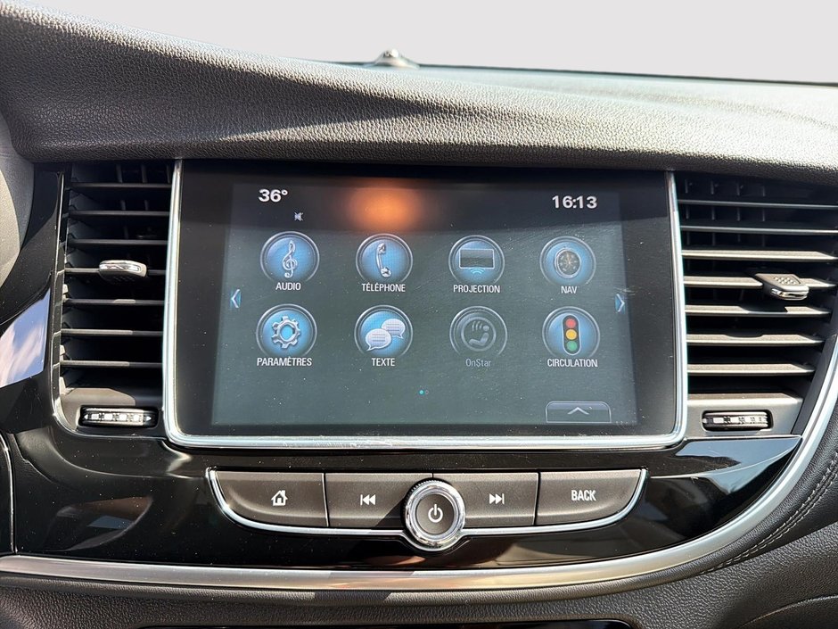 2018 Buick Encore Essence Heated seats + Back up Camera